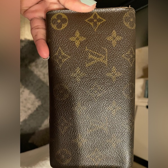 Authentic vintage Louis Vuitton Wallet - Picture 6 of 10